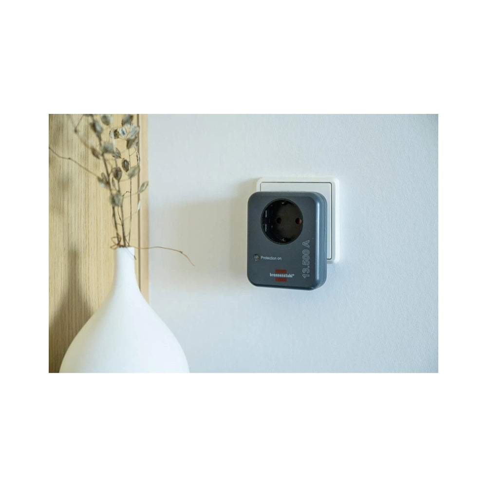 2 stück Brennenstuhl Überspannungsschutz Steckdosenadapter 13.500A Blitzschutz